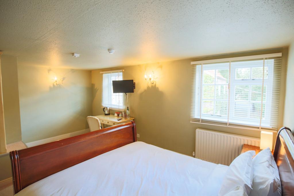 Fantinos Bed & Breakfast Thirsk Exterior photo