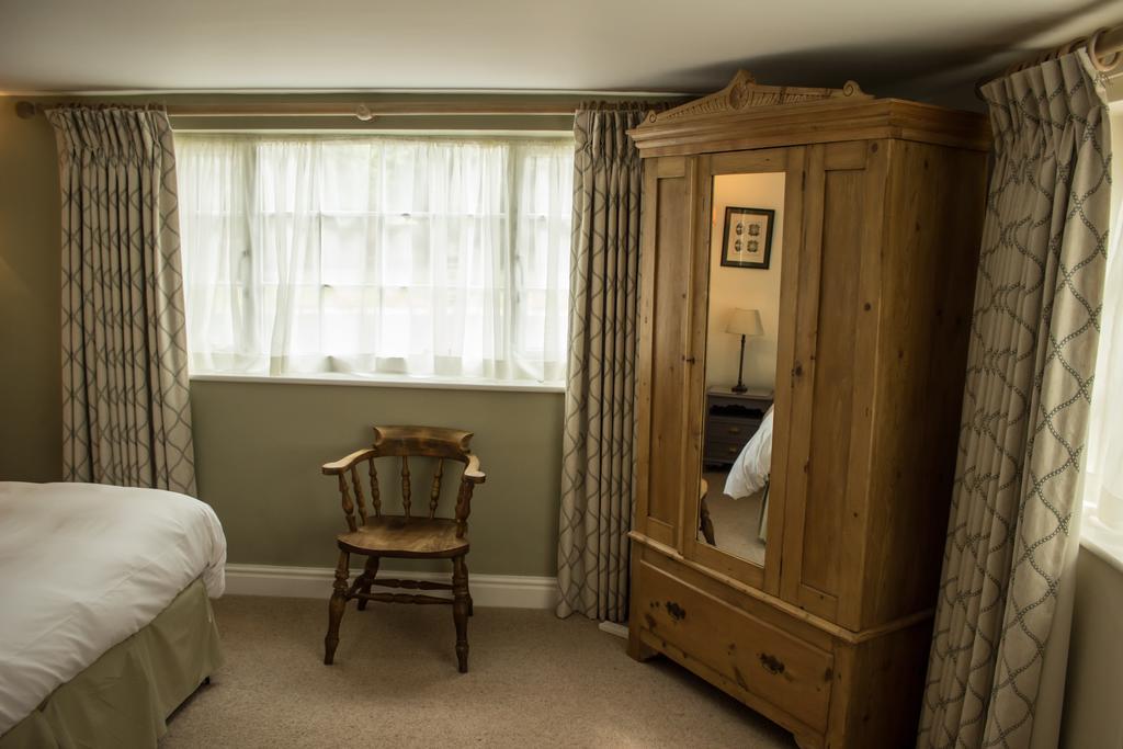 Fantinos Bed & Breakfast Thirsk Room photo